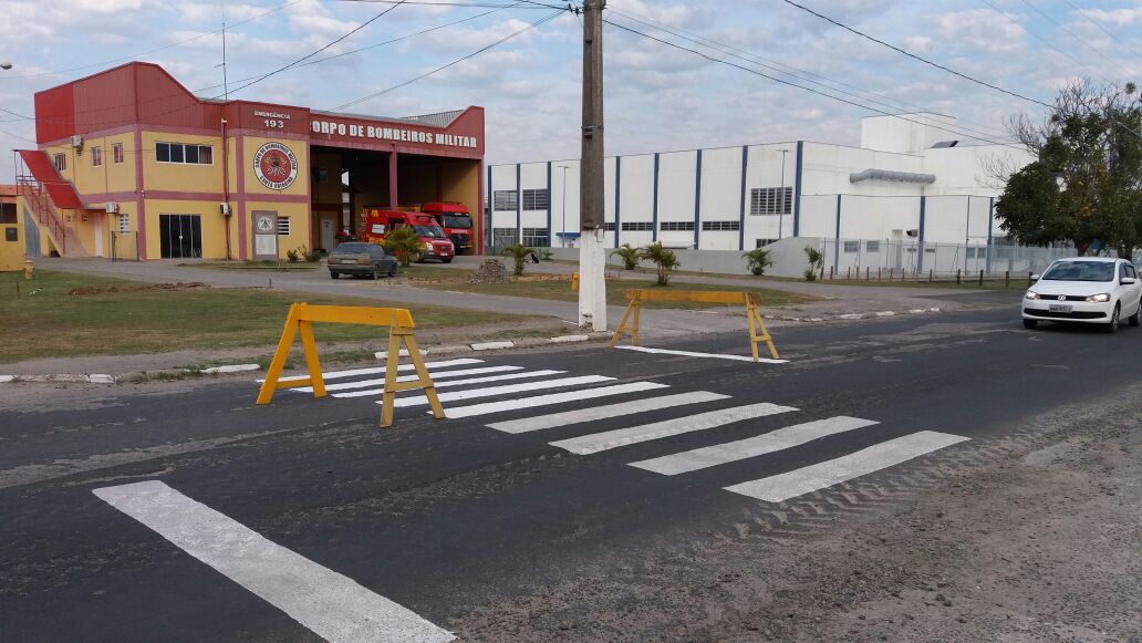 Faixas de pedestres são pintadas em Ipumirim para melhorar a